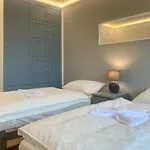 Flat With 3 Bedrooms And Free Parking Space Appartement