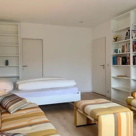 Flat With 3 Bedrooms And Free Parking Space Apartment Munich