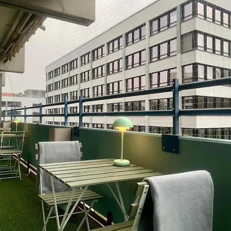 Apartmán Flat With 3 Bedrooms And Free Parking Space *
